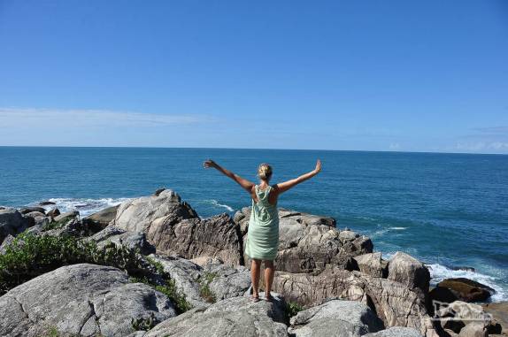 Na ponta da Sepultura, em Bombinhas, litoral de Santa Catarina
